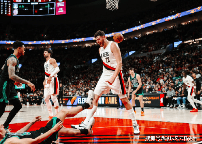开拓者爆冷掀翻绿军！阿夫迪亚24+10+7 克林根18+18 杨瀚森命中NBA首记三分